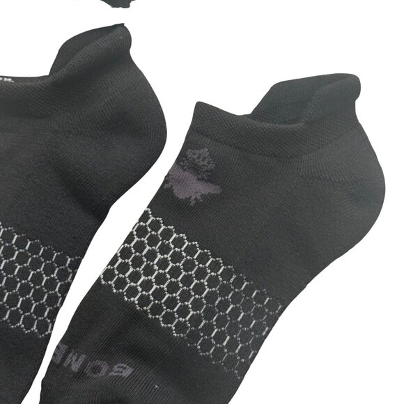 Bombas Medium Black No-Show Socks 5-Pack With Honeycomb Arch Support & Performan - Picture 6 of 7